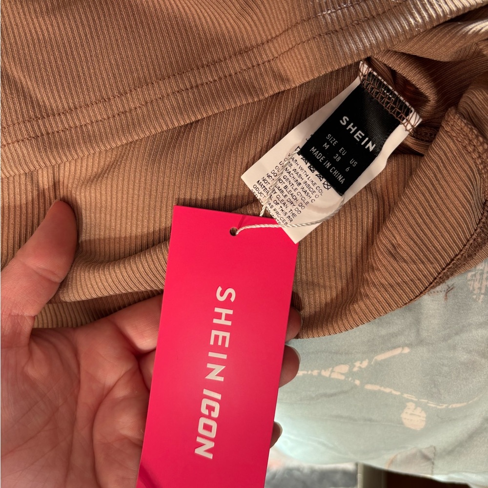 SHEIN Tan Ribbed Top - Picture 2 of 3